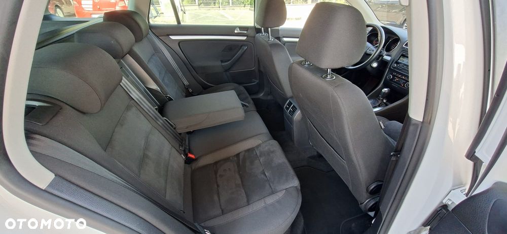 Volkswagen Golf Variant 1.4 TSI DSG Exclusive - 23