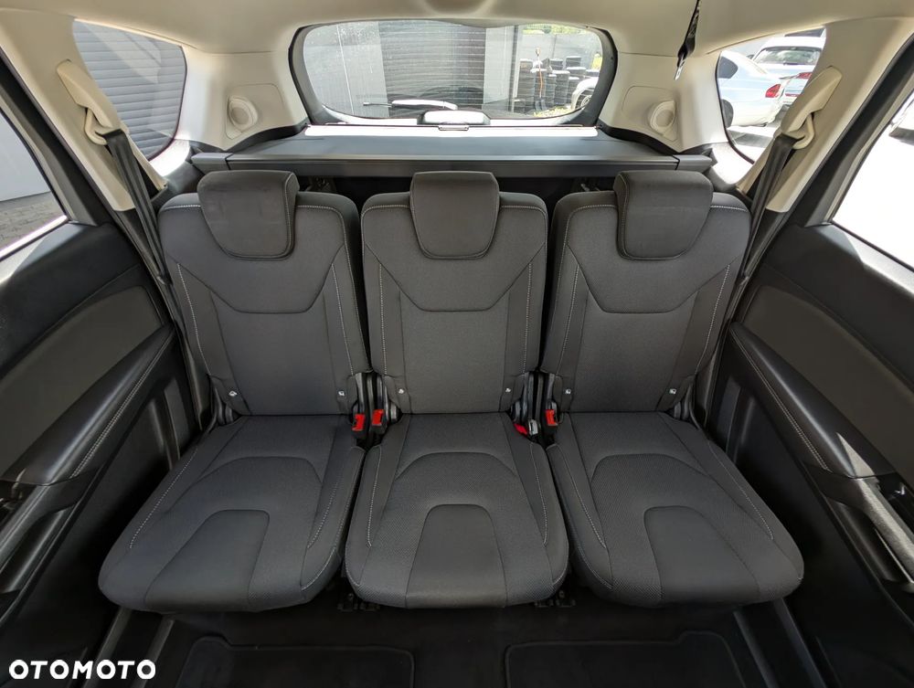 Ford S-Max 2.0 TDCi 4WD Titanium PowerShift - 39