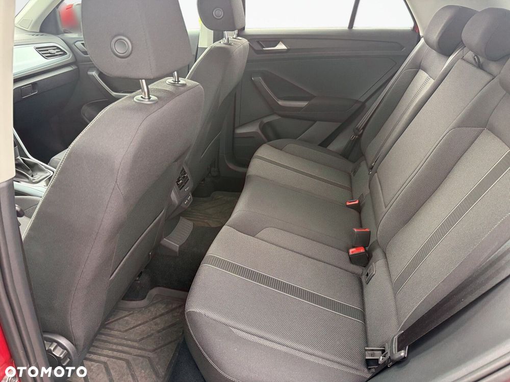 Volkswagen T-Roc 1.5 TSI Life Plus DSG - 11