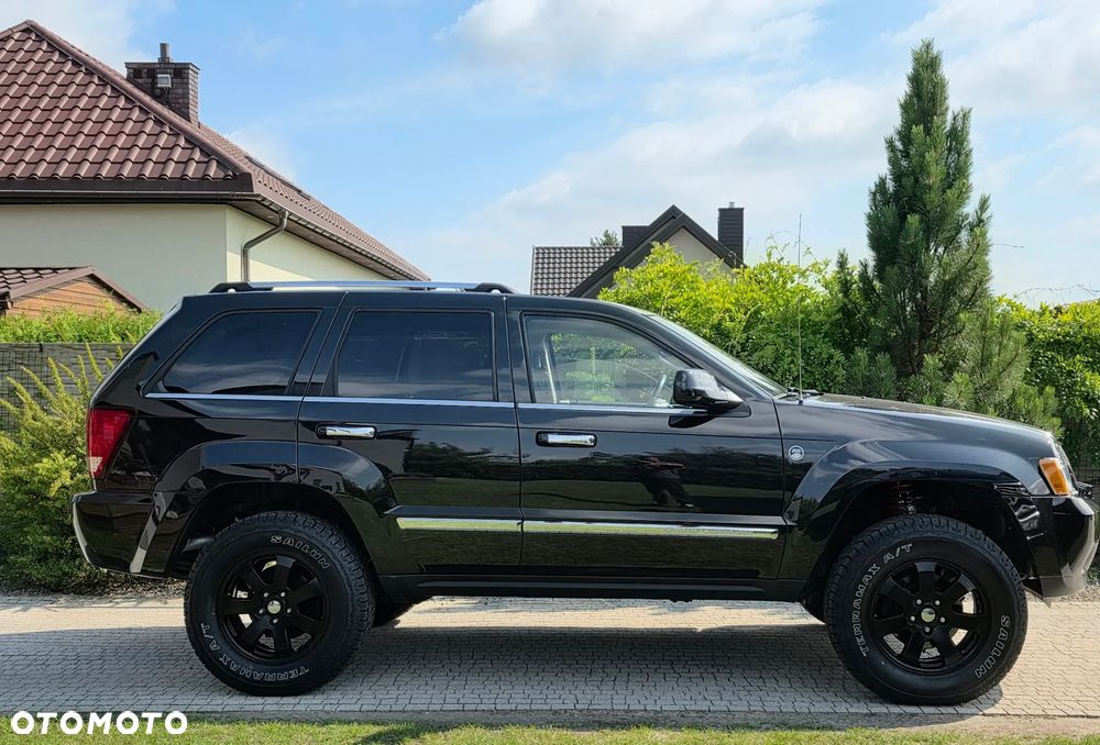 Jeep Grand Cherokee - 9