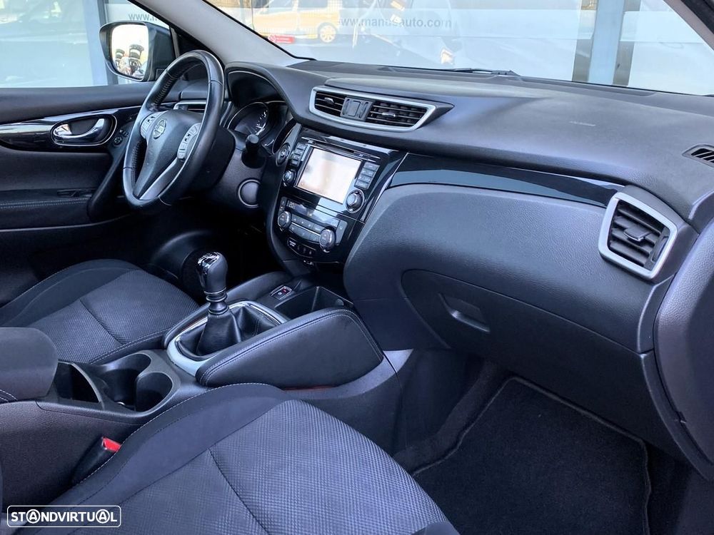 Nissan Qashqai 1.5 dCi 360 - 10