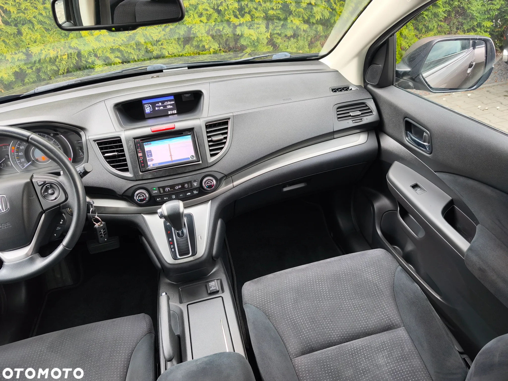 Honda CR-V - 24