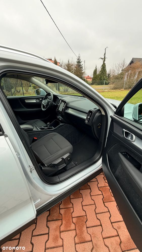Volvo XC 40 T2 Essential - 25