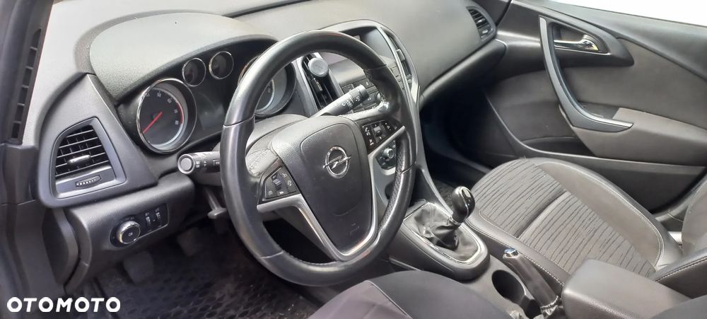 Opel Astra - 12