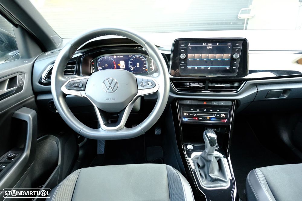 VW T-Roc 1.5 TSI Black Style DSG - 14