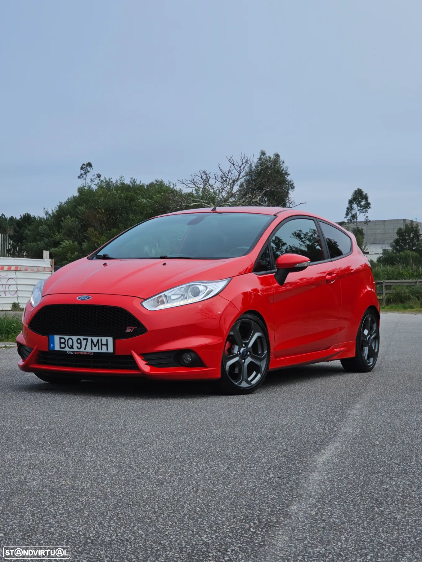 Ford Fiesta 1.6 EcoBoost c/ Pack Pele Desportiva ST - 3