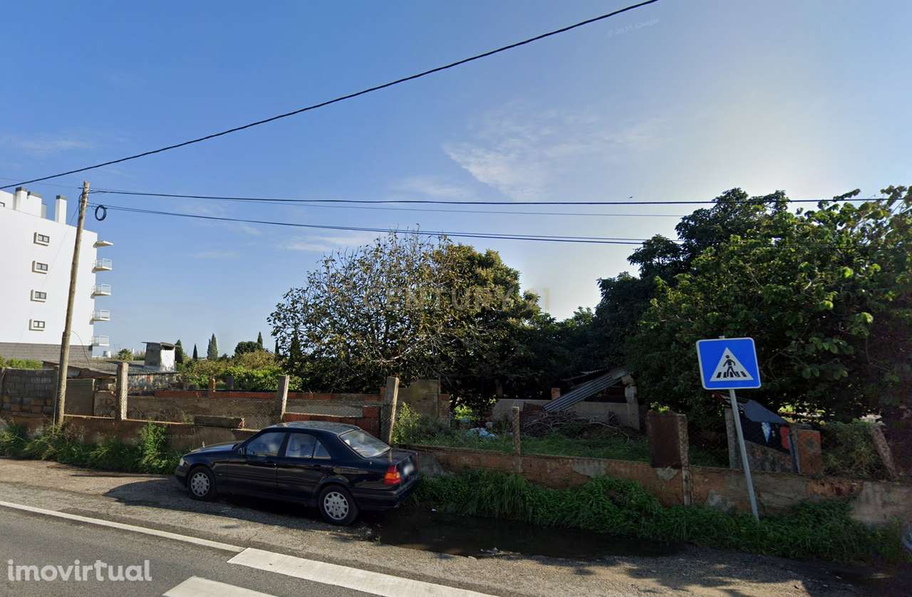 Terrenos com 8040m2 em Vila Franca de Xira com Vista para o Rio - Grande imagem: 2/9