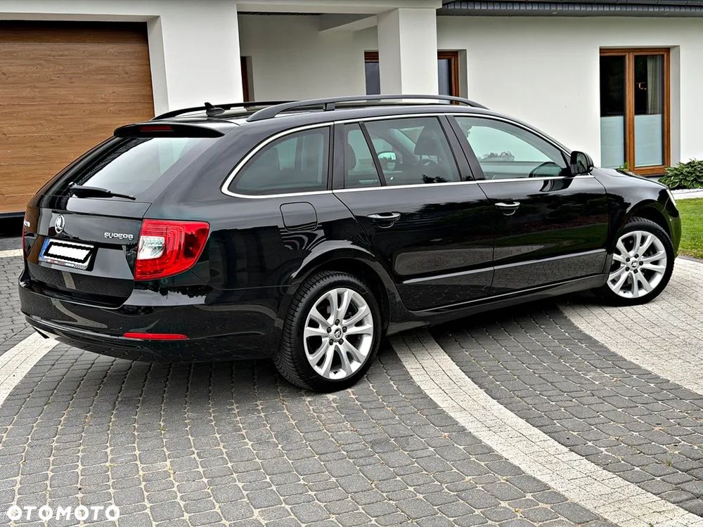 Skoda Superb 2.0 TDI Ambition DSG - 7
