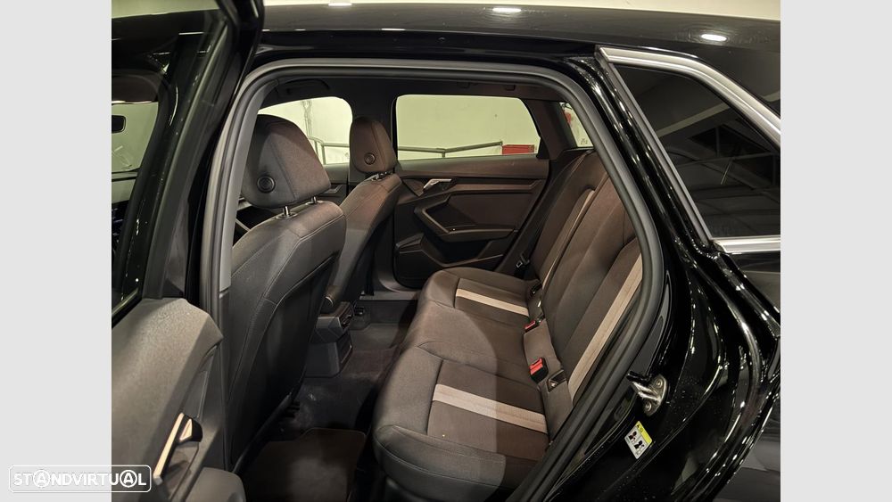 Audi A3 Sportback 30 TDI S line S tronic - 8