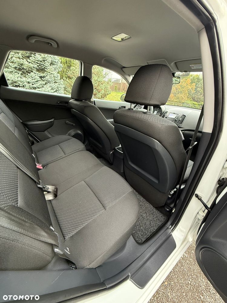 Hyundai i30 1.4 Edition Plus - 16