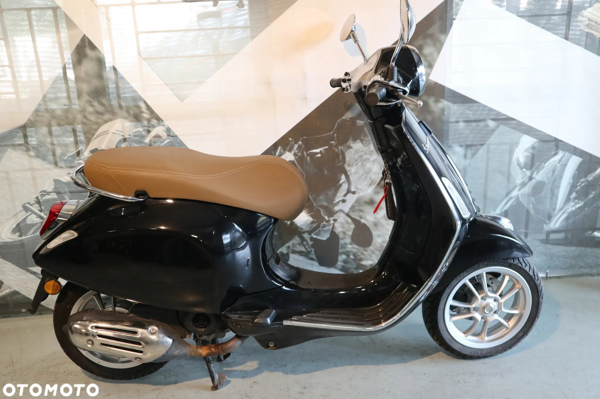 Piaggio Vespa - 12