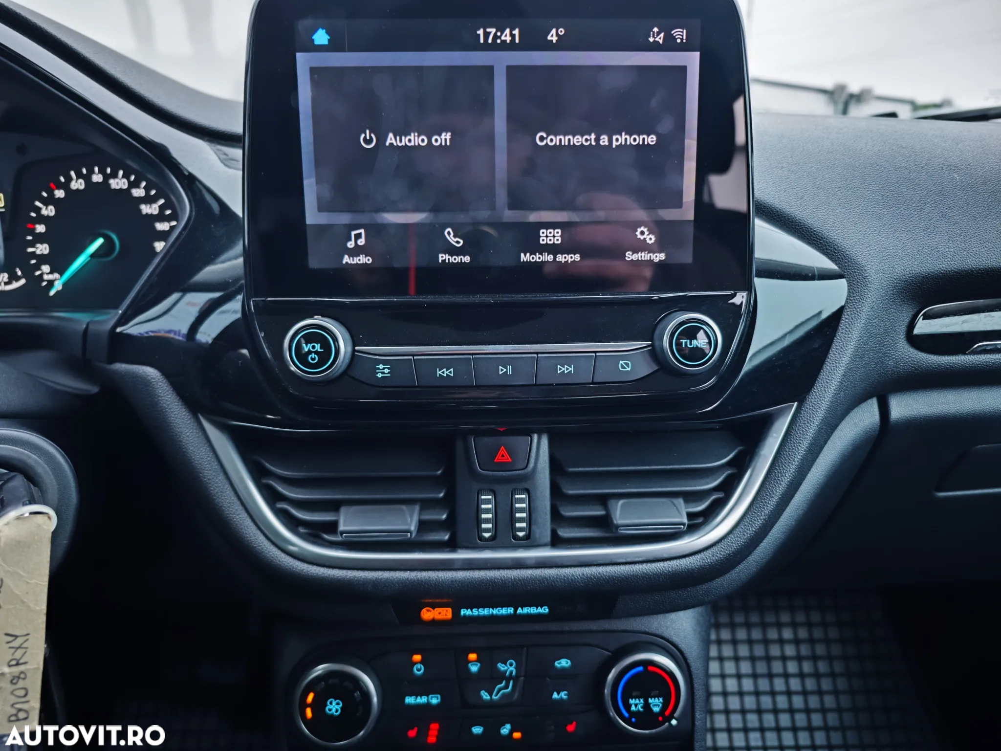 Ford Fiesta - 26