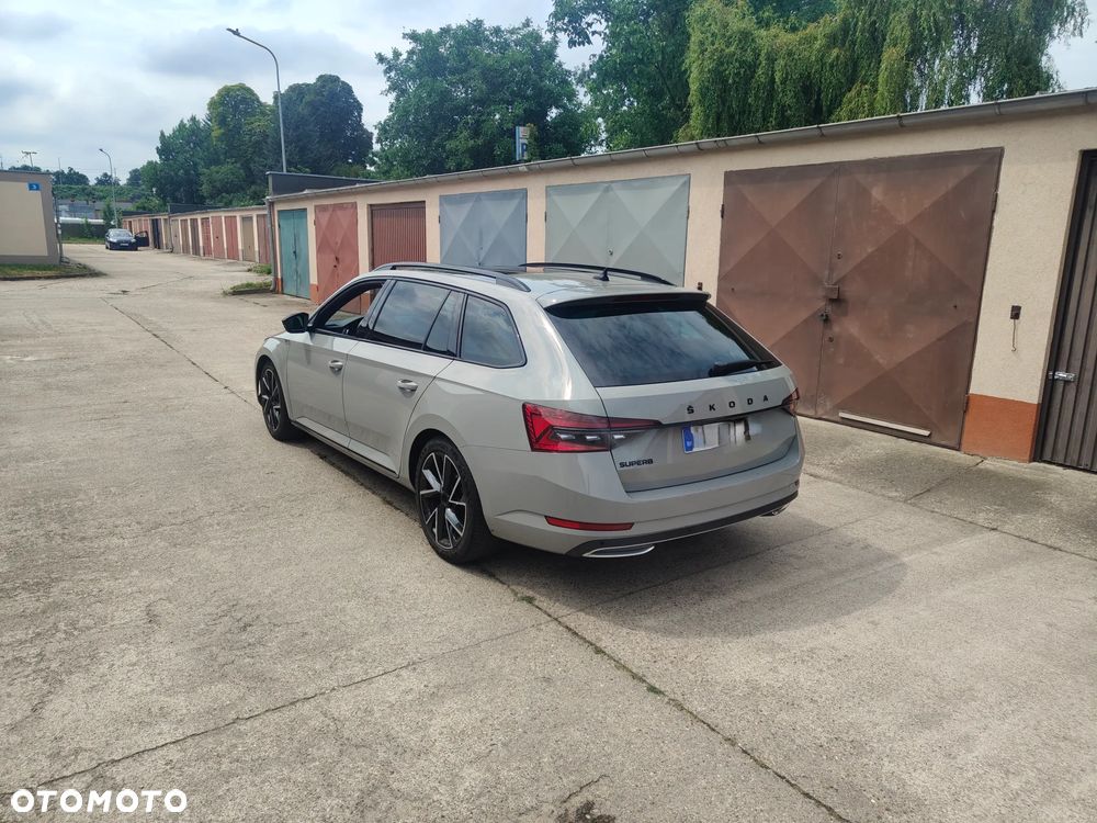 Skoda Superb 2.0 TDI SCR Sportline DSG - 6