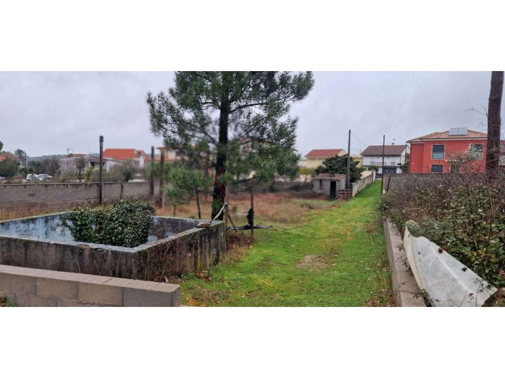 Terreno Urbano para Construção com 745 m² em Folhadosa, Seia - Grande imagem: 3/5