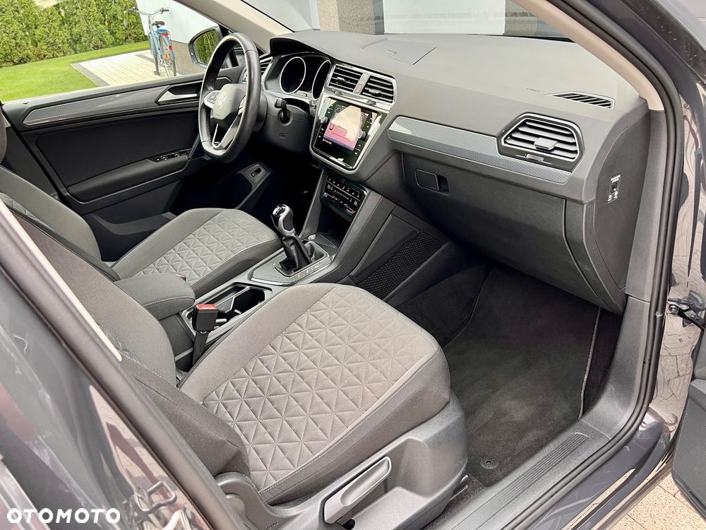 Volkswagen Tiguan 2.0 TDI SCR Life - 8