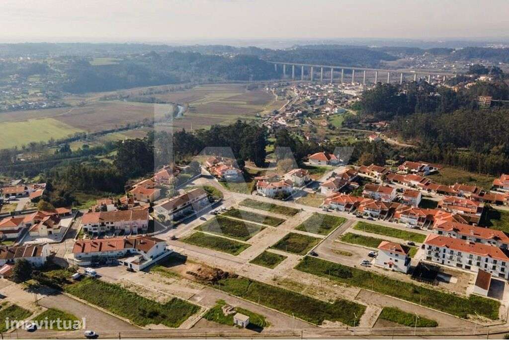 LOTEAMENTO EM ÁGUEDA PARA HABITAÇÃO E SERVIÇOS - Grande imagem: 5/27
