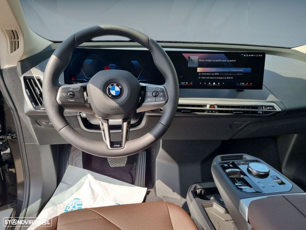 BMW iX xDrive 45 Pack Desportivo - 13
