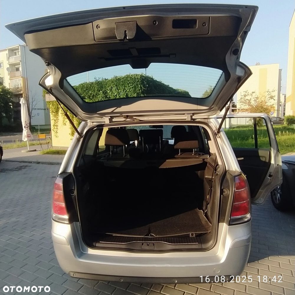 Opel Zafira 1.9 CDTI - 5