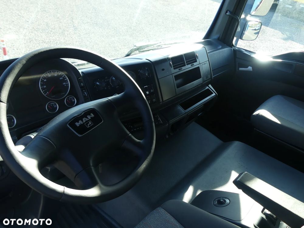 MAN TGM 18.240 / WYWROTKA + HDS / ŁYŻKA / DOKA / DŹWIG / - 25
