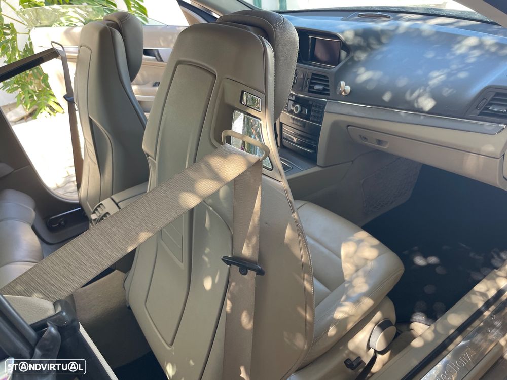 Mercedes-Benz E 220 - 21