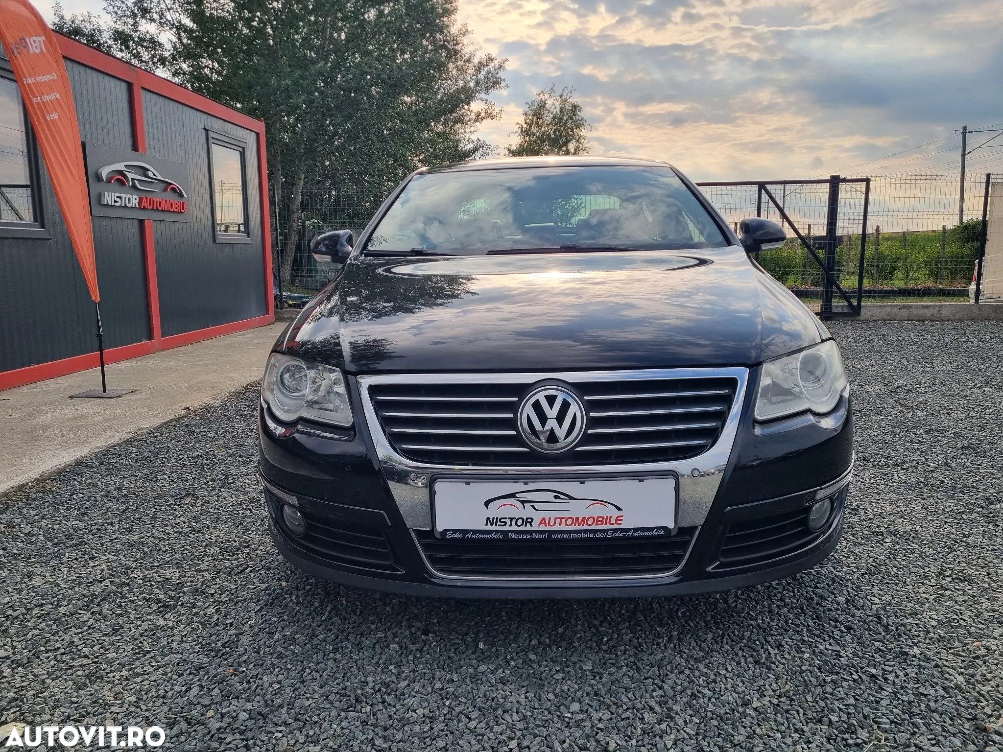 Volkswagen Passat - 16