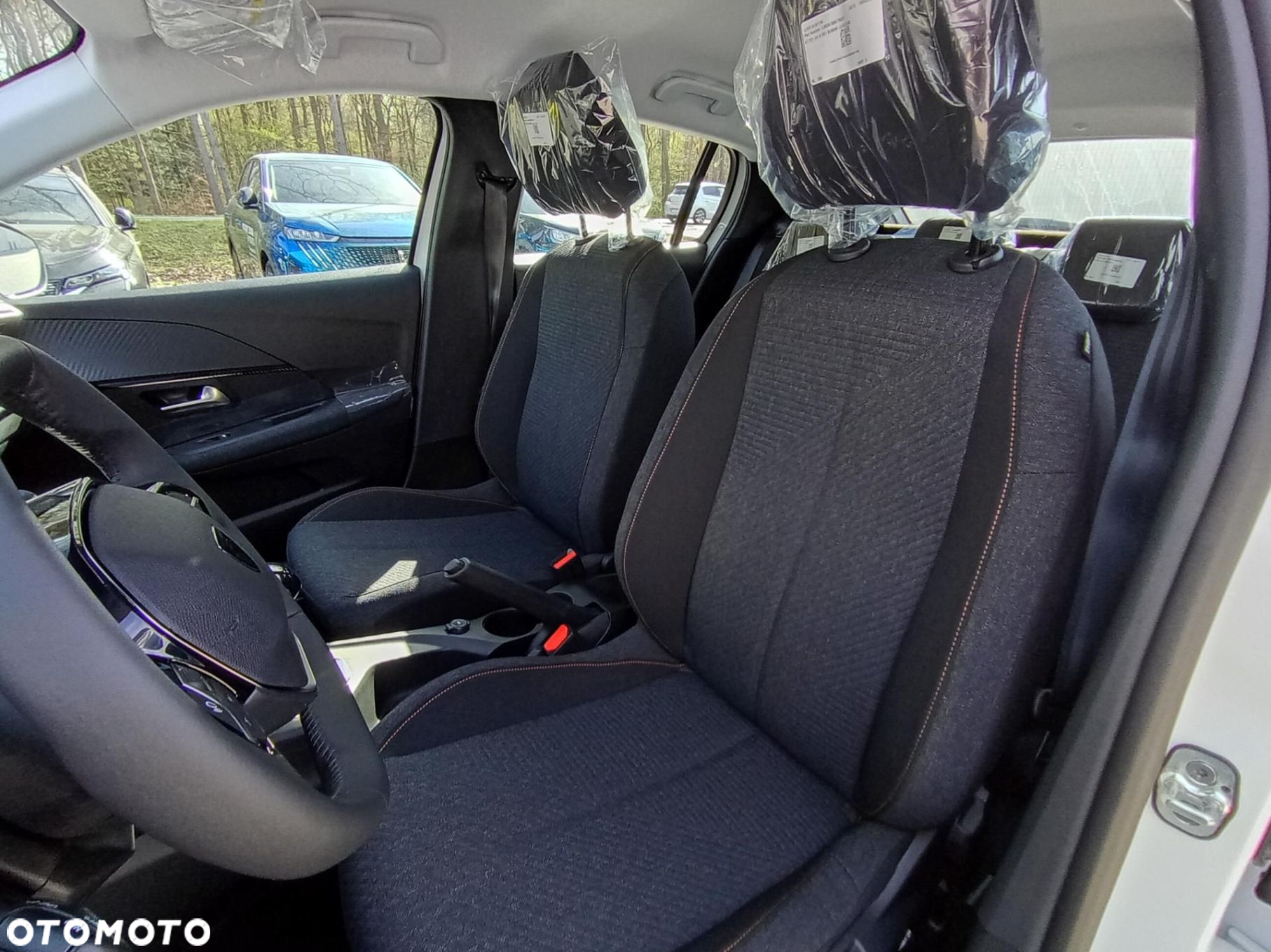 Peugeot 208 1.2 PureTech Style S&S - 13