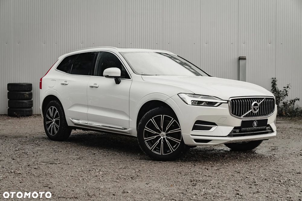 Volvo XC 60 T8 AWD Recharge Geartronic Inscription - 3