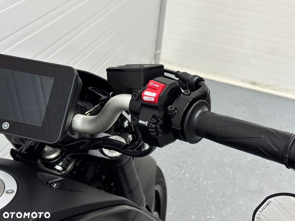 Yamaha MT - 16