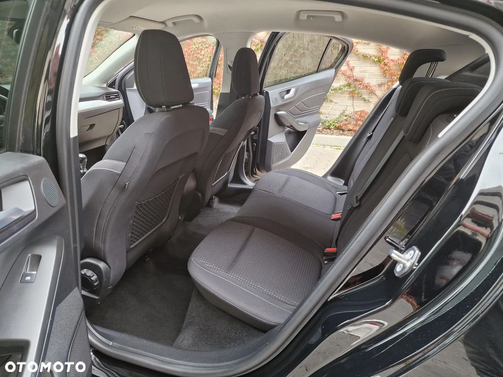 Ford Focus 1.0 EcoBoost Titanium ASS - 23