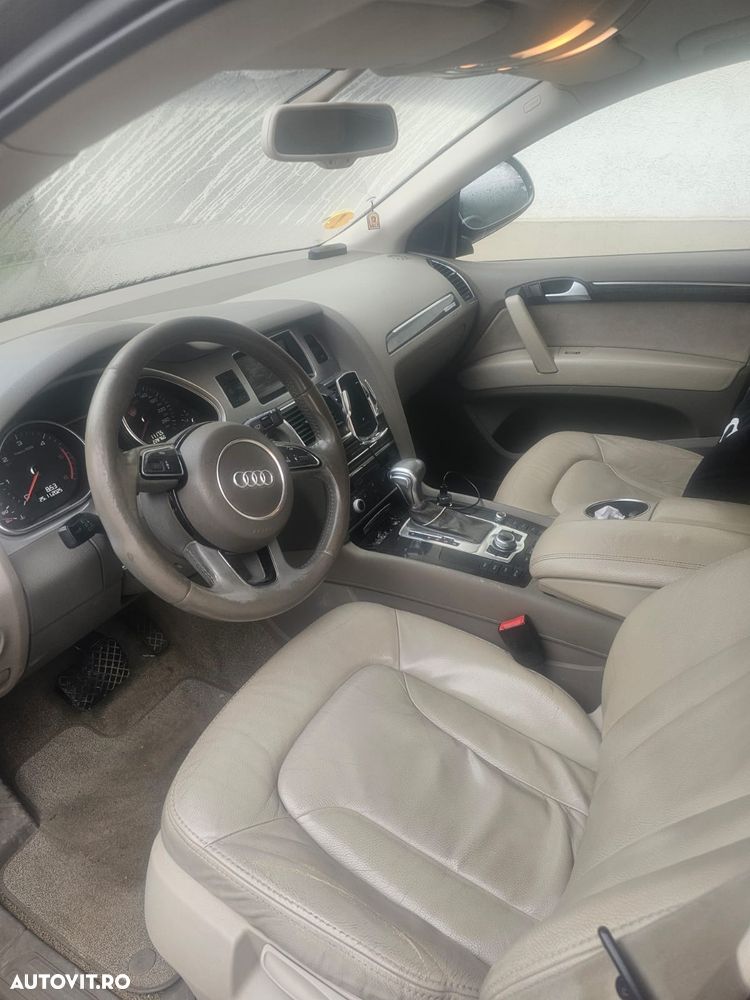 Audi Q7 3.0 TDI Quattro Tip - 6