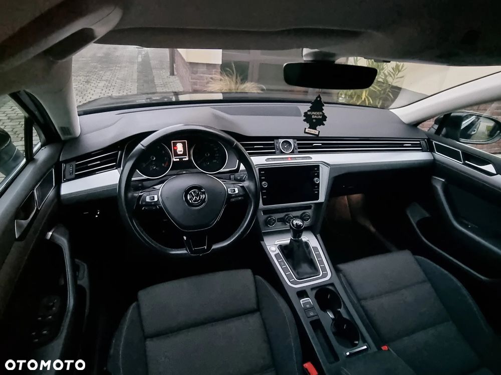 Volkswagen Passat 1.5 TSI EVO Business - 13