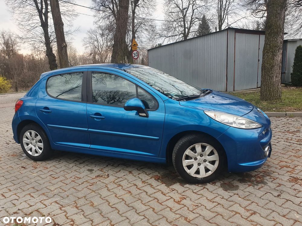 Peugeot 207 HDi FAP 90 (Blue Lion) Tendance - 5