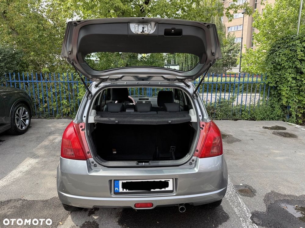 Suzuki Swift - 4