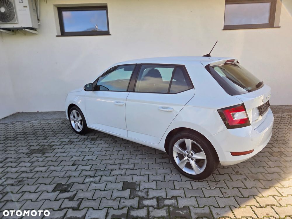 Skoda Fabia - 18