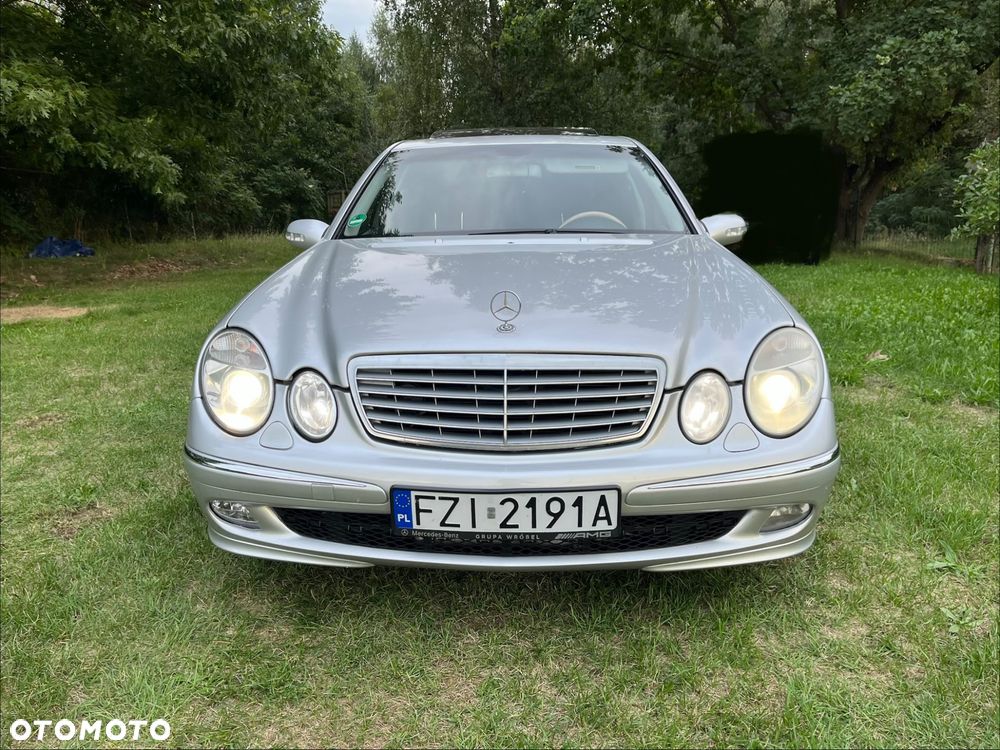 Mercedes-Benz Klasa E 500 4Matic Automatik Avantgarde - 3