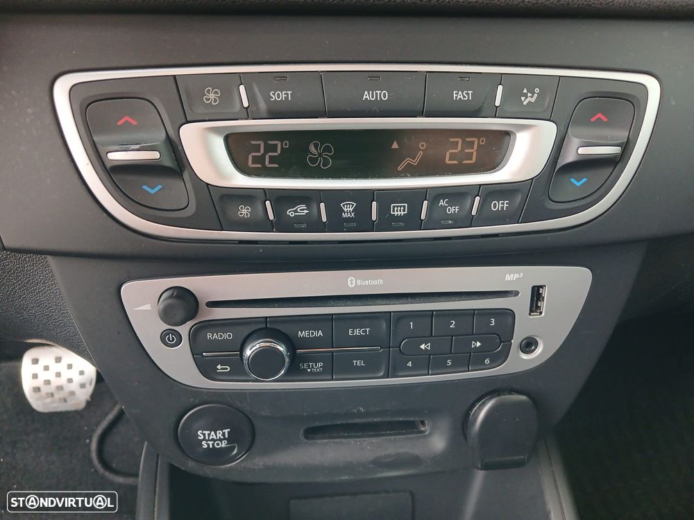 Renault Mégane Sport Tourer 1.5 dCi GT Line SS - 17