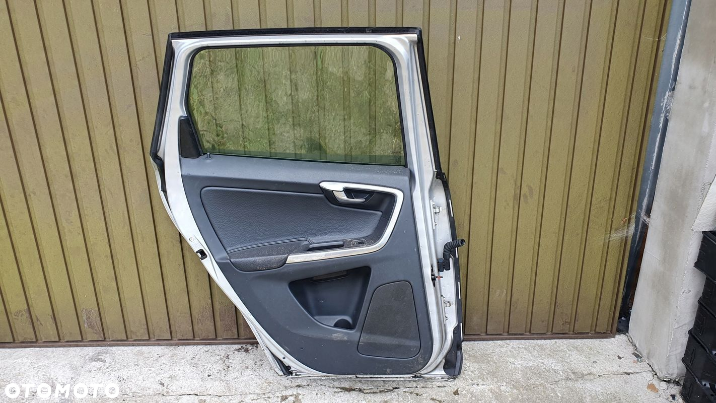 Volvo XC60 1 I 13- Lift drzwi lewe tylne tył $ - 5