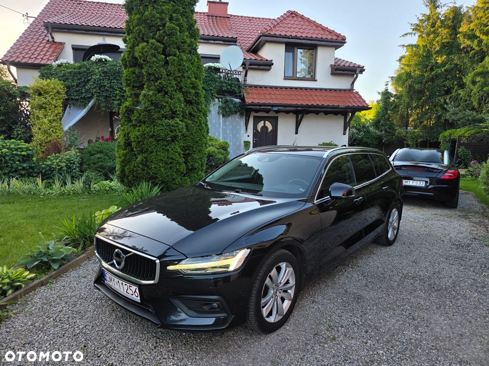 Volvo V60 D4 Momentum - 1