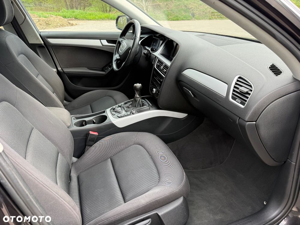Audi A4 Avant 2.0 TDI e DPF Ambiente - 12