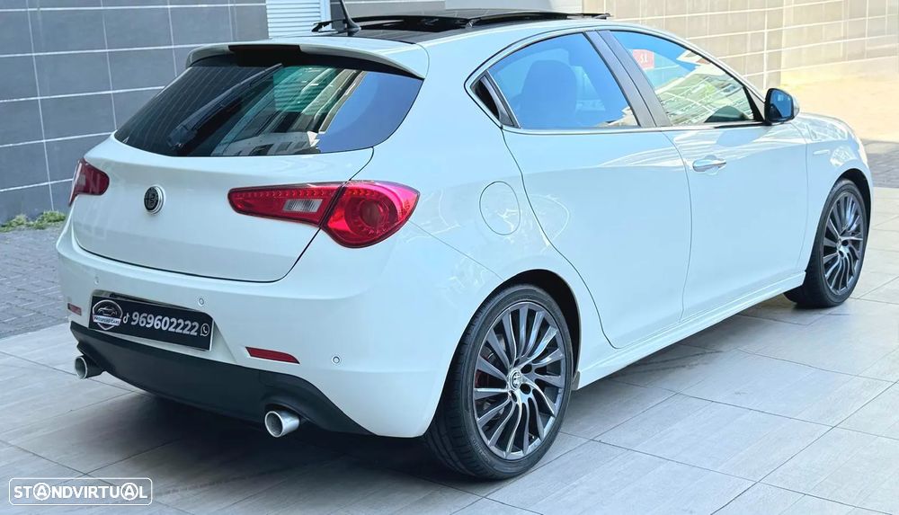 Alfa Romeo Giulietta 1.8 TBi 16V Quadrifoglio Verde - 27