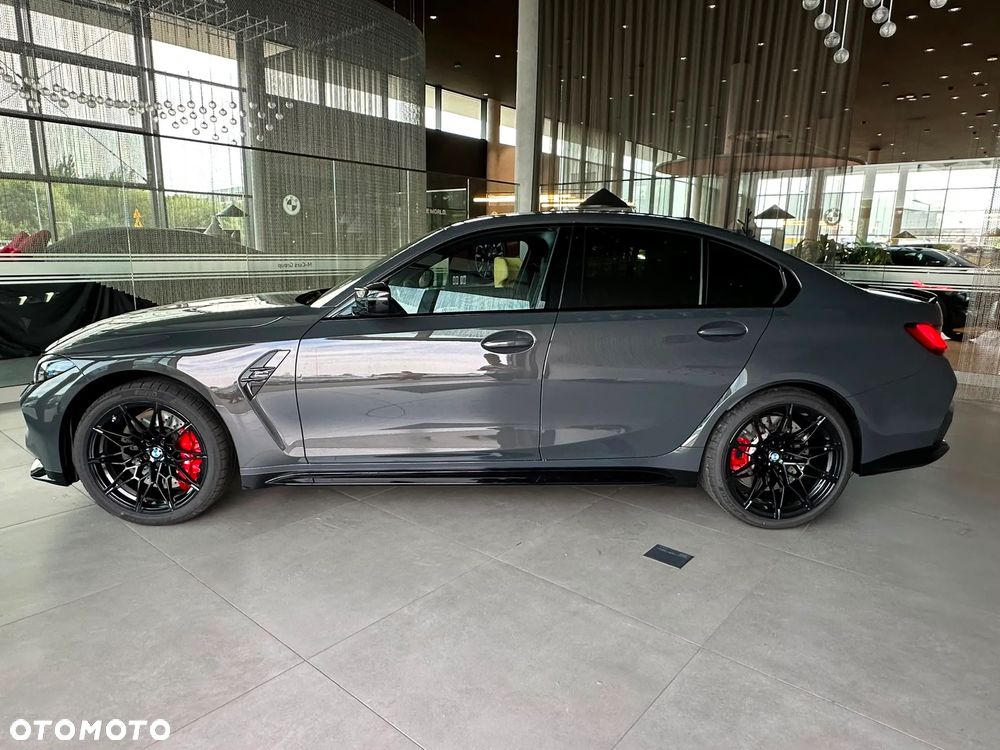 BMW M3 Competition M xDrive - 4