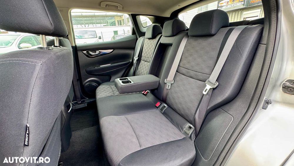 Nissan Qashqai - 14