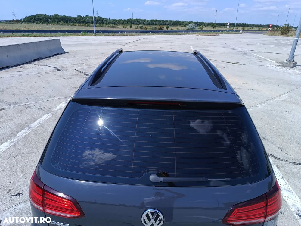 Volkswagen Golf 1.6 TDI Comfortline - 5