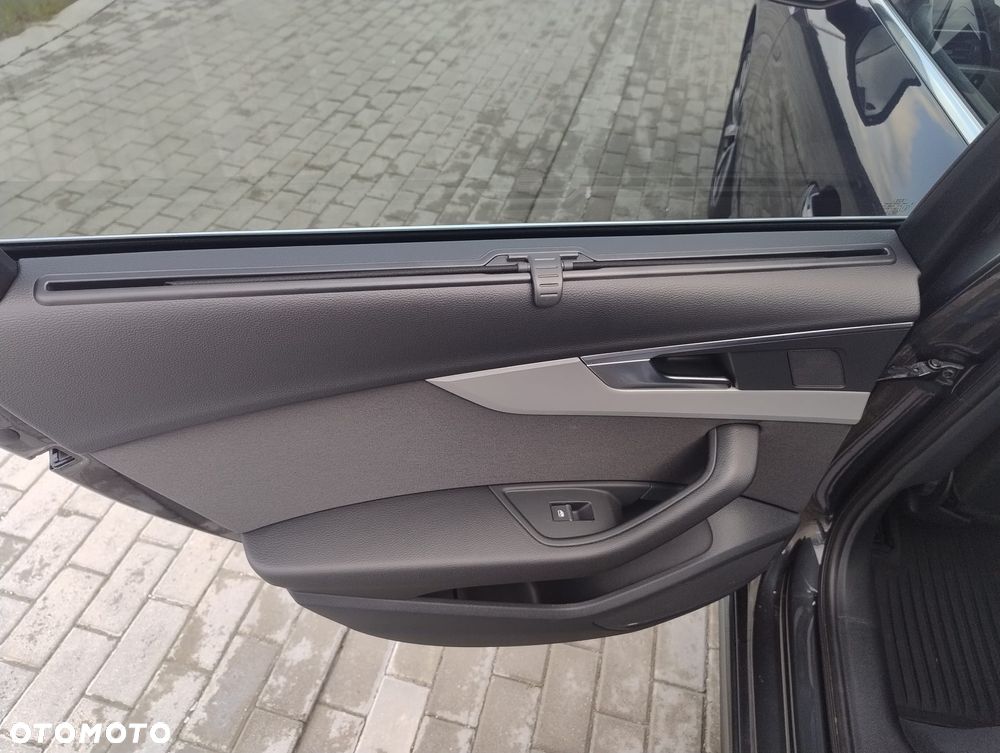 Audi A4 Avant 40 TFSI mHEV Quattro Advanced S tronic - 15