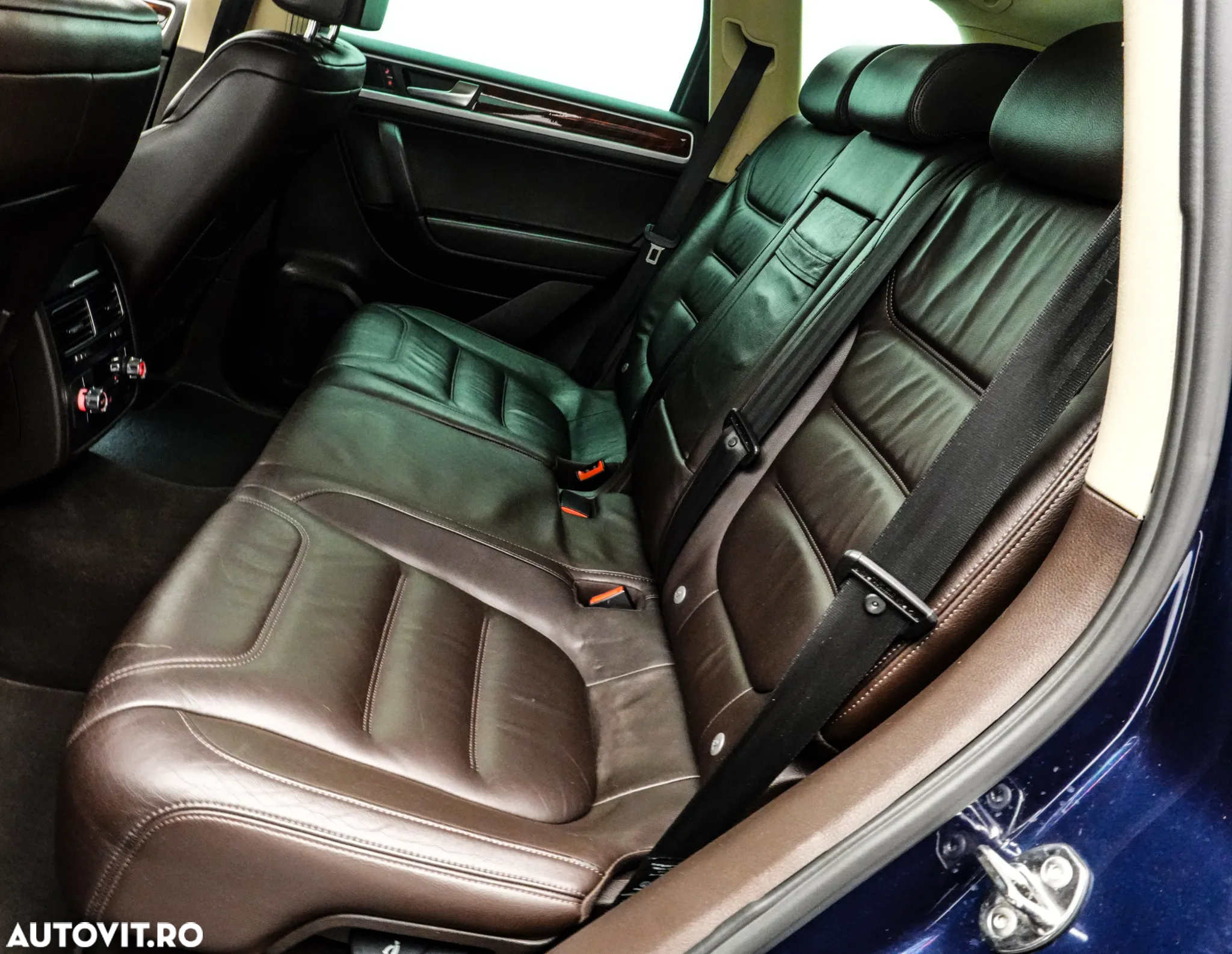 Volkswagen Touareg 3.0 V6 TDI DPF Automatik Mountain - 16