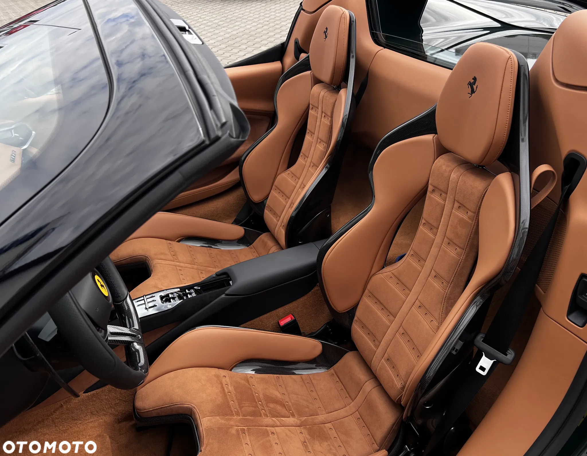 Ferrari 296 GTS - 4