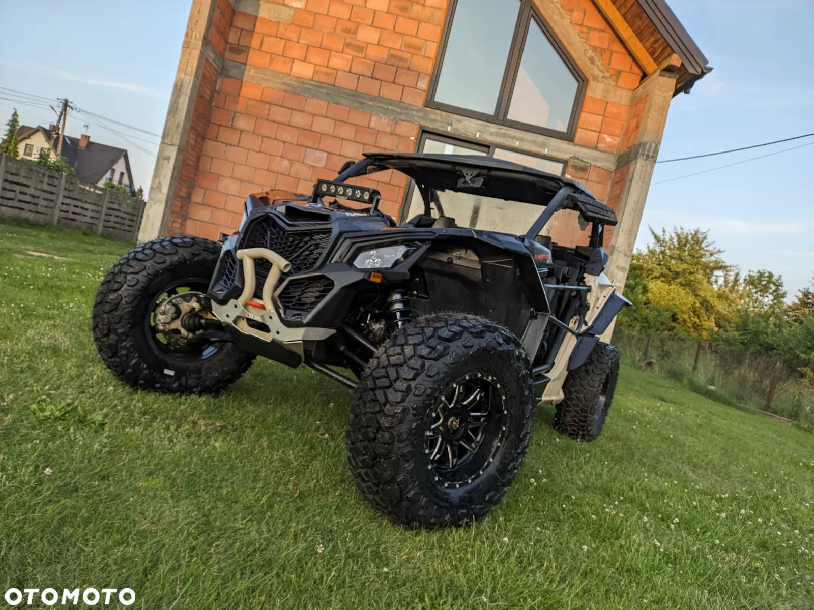 Can-Am Maverick - 14