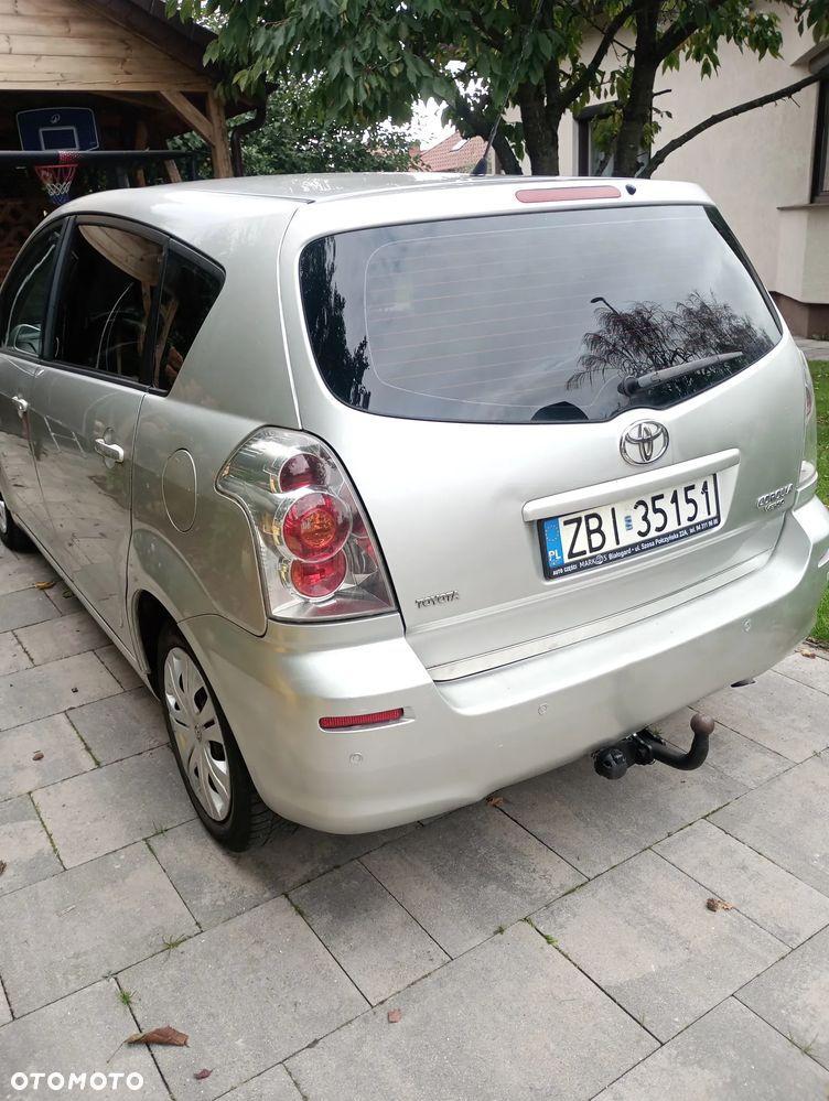 Toyota Corolla Verso - 2