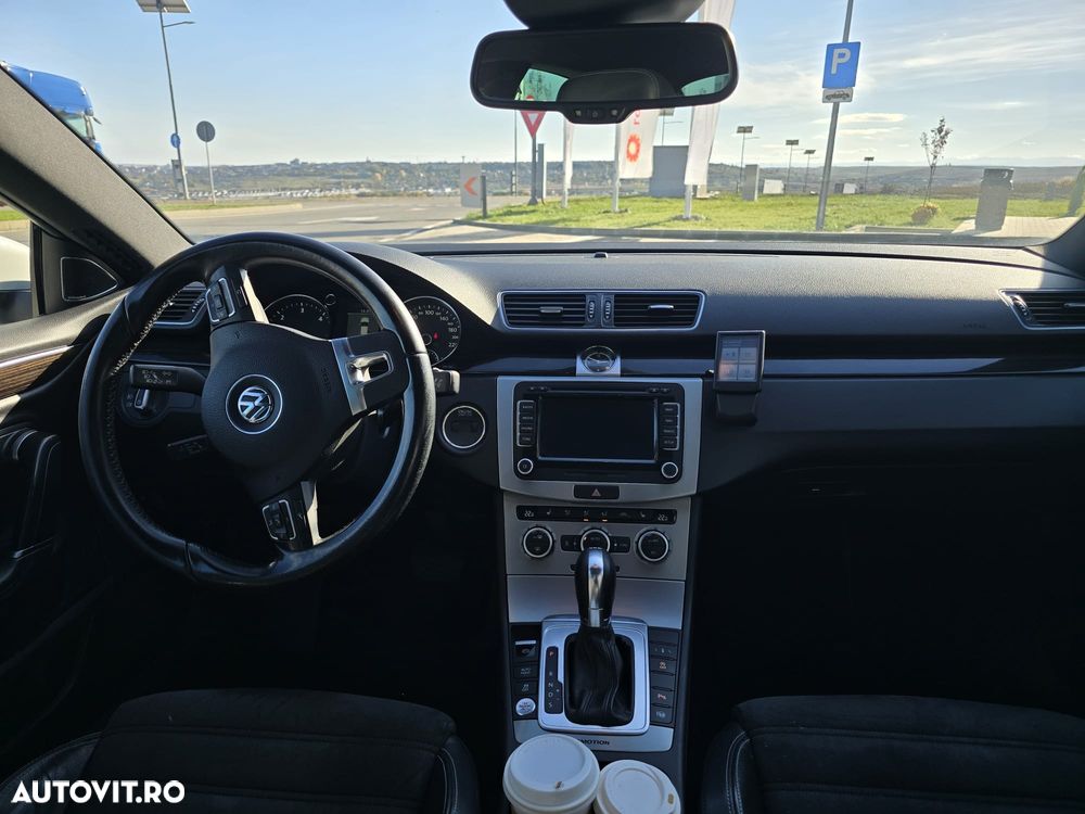 Volkswagen Passat CC - 10