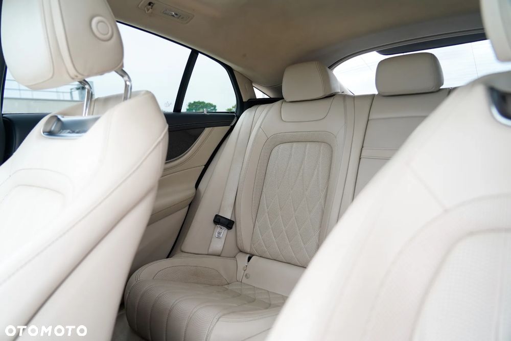 Mercedes-Benz AMG GT - 11